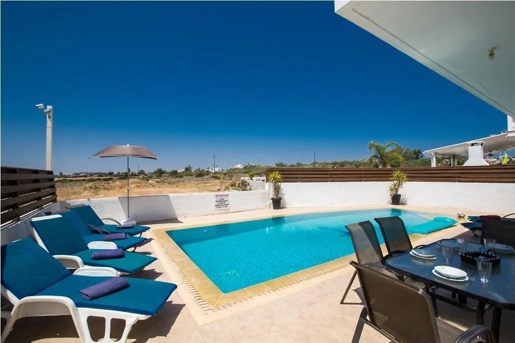 Carilisto Villas Big 4 Bedrooms In Center Of Ayia Napa Cyprus