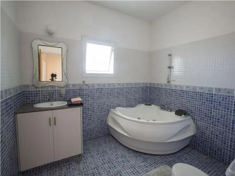 Carilisto Villas Big 4 Bedrooms In Center Of Ayia Napa